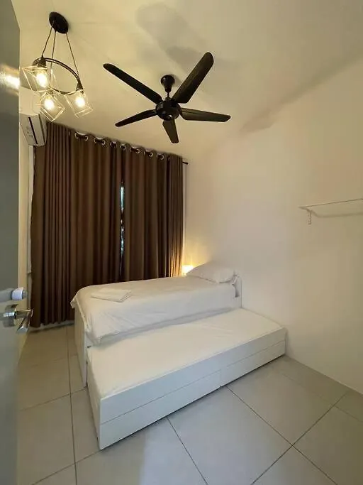 D'Penang Bridge Homestay Perai 0*,